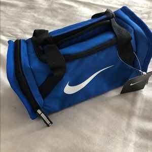 NIKE “duffle” insulated lunchbag
